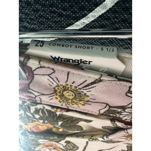 Wrangler Floral Jean Shorts - Multicolor - Picture 3 of 3